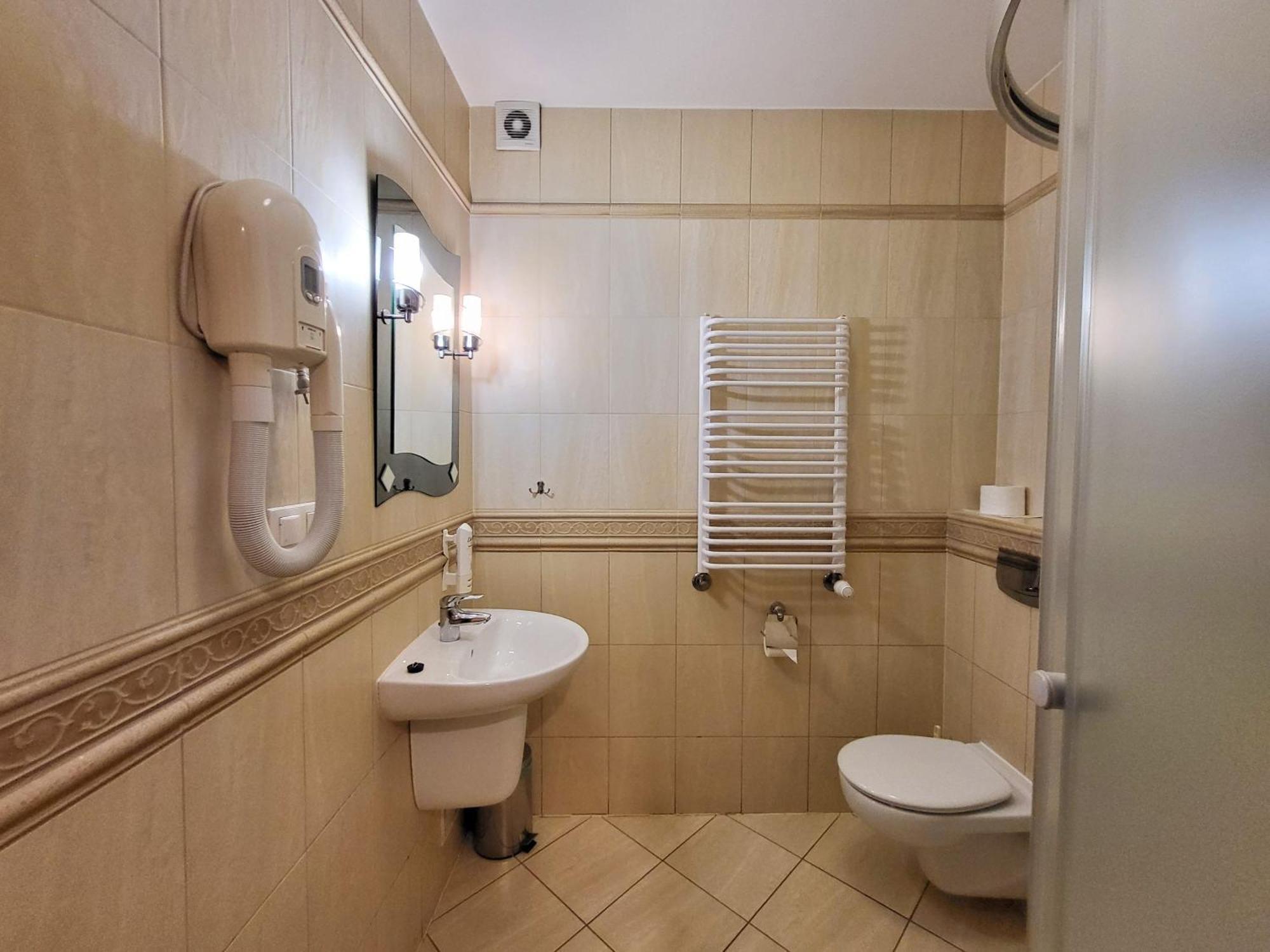 Hotel Hesperus Międzyrzec Podlaski Exteriér fotografie