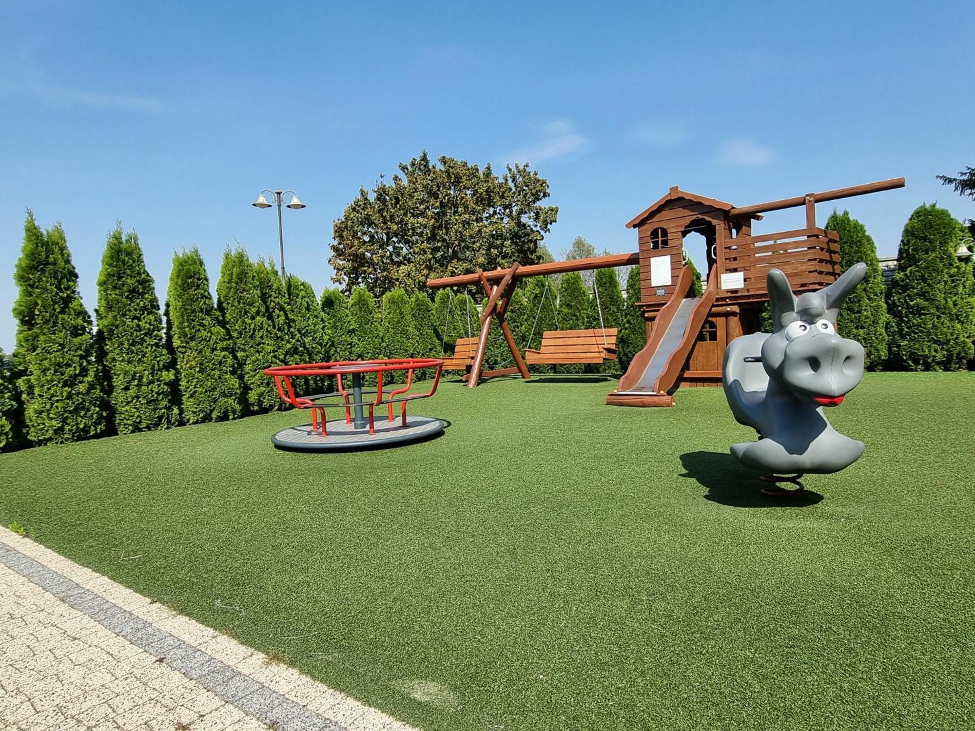 Hotel Hesperus Międzyrzec Podlaski Exteriér fotografie